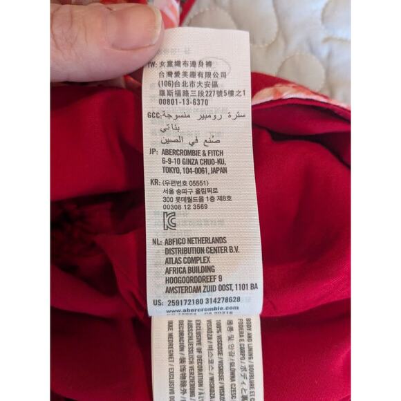 Abercrombie Kids Red Floral One-Piece Romper Long Sleeve Size 11/12 - Picture 4 of 10